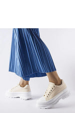 Kari Beige Platform dame sneakers til dame fra MS StyleHaven, laget av Viskose; polyester; Polyamid, farge beige, størrelse 37, med long ermer, perfekt til casual