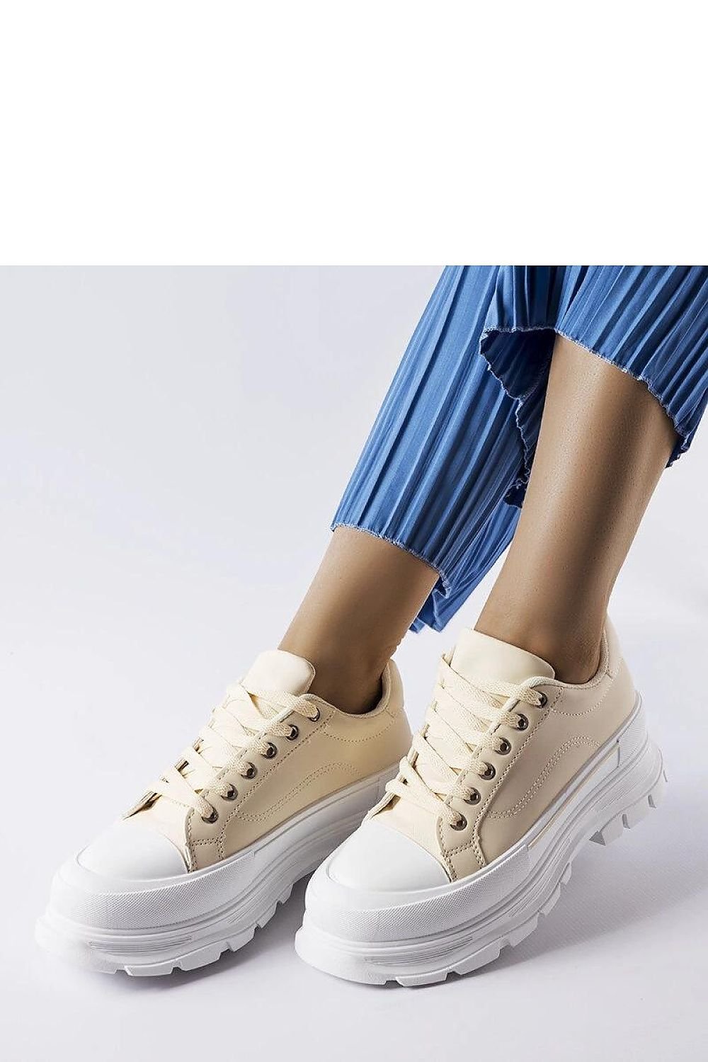Kari Beige Platform dame sneakers til dame fra MS StyleHaven, laget av Viskose; polyester; Polyamid, farge beige, størrelse 38, med long ermer, perfekt til casual