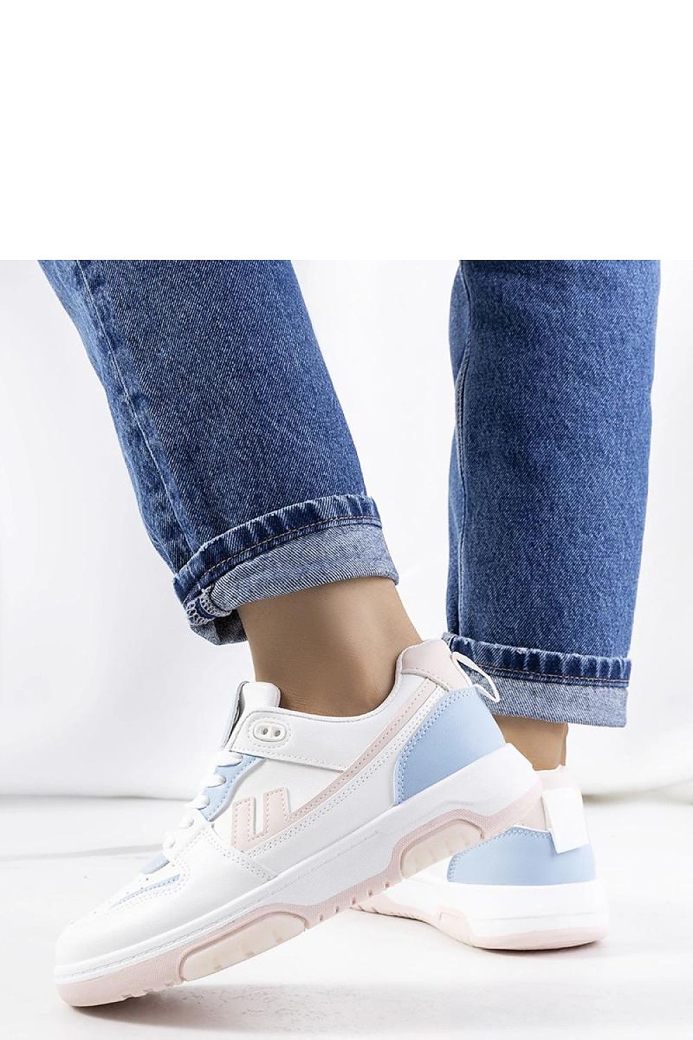 Arsan hvite dame joggesko til dame fra MS StyleHaven, laget av Viskose; polyester; Polyamid, farge Hvit, størrelse 38, med long ermer, perfekt til casual