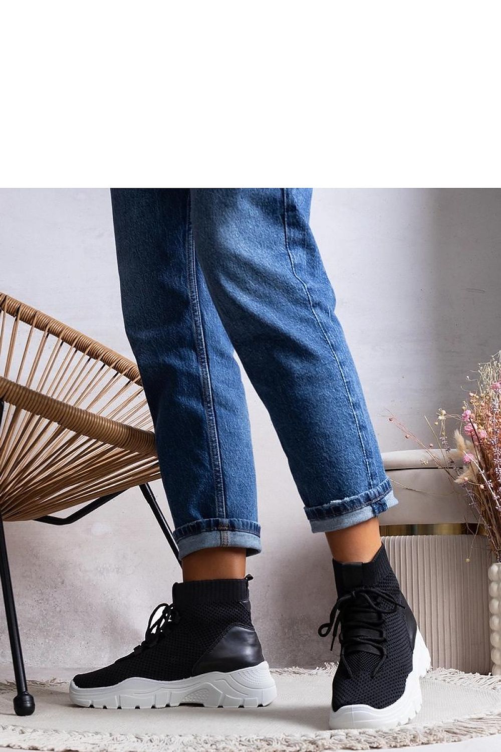 Frahm Sportssneakers til dame til dame fra MS StyleHaven, laget av Viskose; polyester; Polyamid, farge Svart, størrelse 38, med long ermer, perfekt til casual