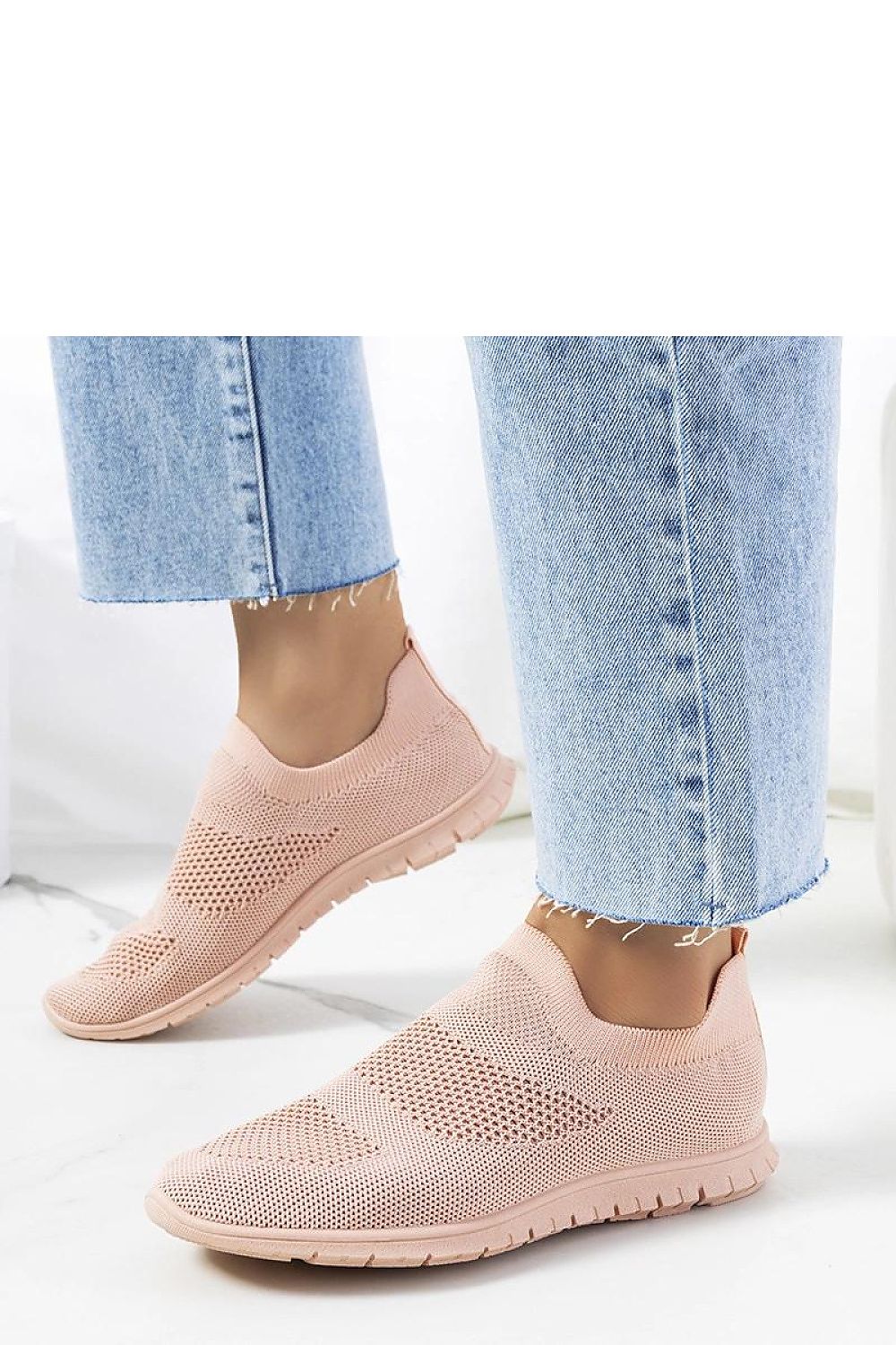 Santen Fresh Sneakers til dame til dame fra MS StyleHaven, laget av Viskose; polyester; Polyamid, med detaljer i synthetic; rubber, farge Rosa, størrelse 36, med long ermer, hælhøyde flat, skostørrelse 36; 37; 38; 39; 40; 41, perfekt til casual