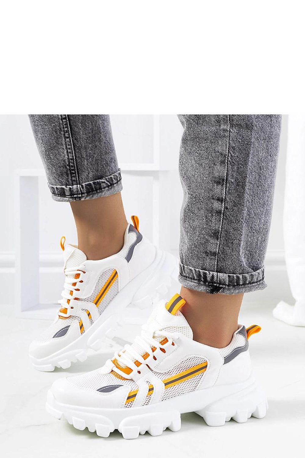 Bernier Sport – Hvite dame sneakers med høy såle til dame fra MS StyleHaven, laget av Viskose; polyester; Polyamid, med detaljer i synthetic; rubber, farge Hvit, størrelse 36, med long ermer, hælhøyde low, skostørrelse 36; 37; 38; 39; 40; 41, perfekt til casual
