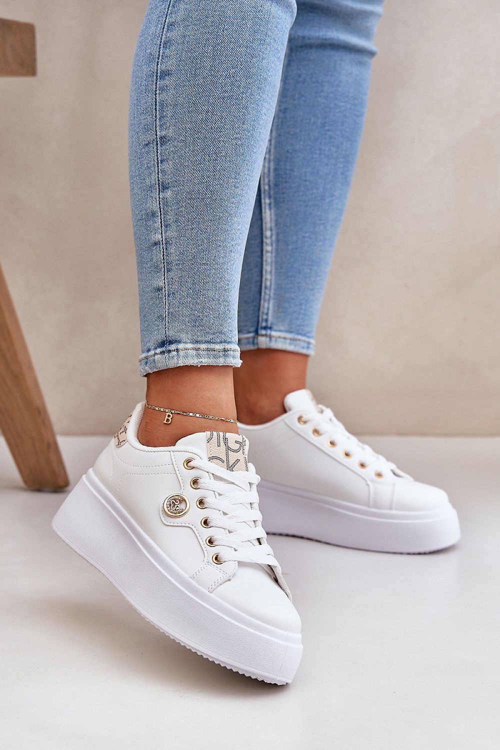 Ella Sneakers til dame til dame fra MS StyleHaven, laget av Viskose; polyester; Polyamid, farge Hvit 2, størrelse 36, med long ermer, perfekt til casual