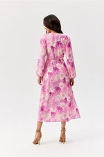 Celeste feminin form midikjole - Roco Fashion fra MS StyleHaven, størrelse 38, med long, bukselengde long, kjolelengde midi, kjolestil wrap; a-line