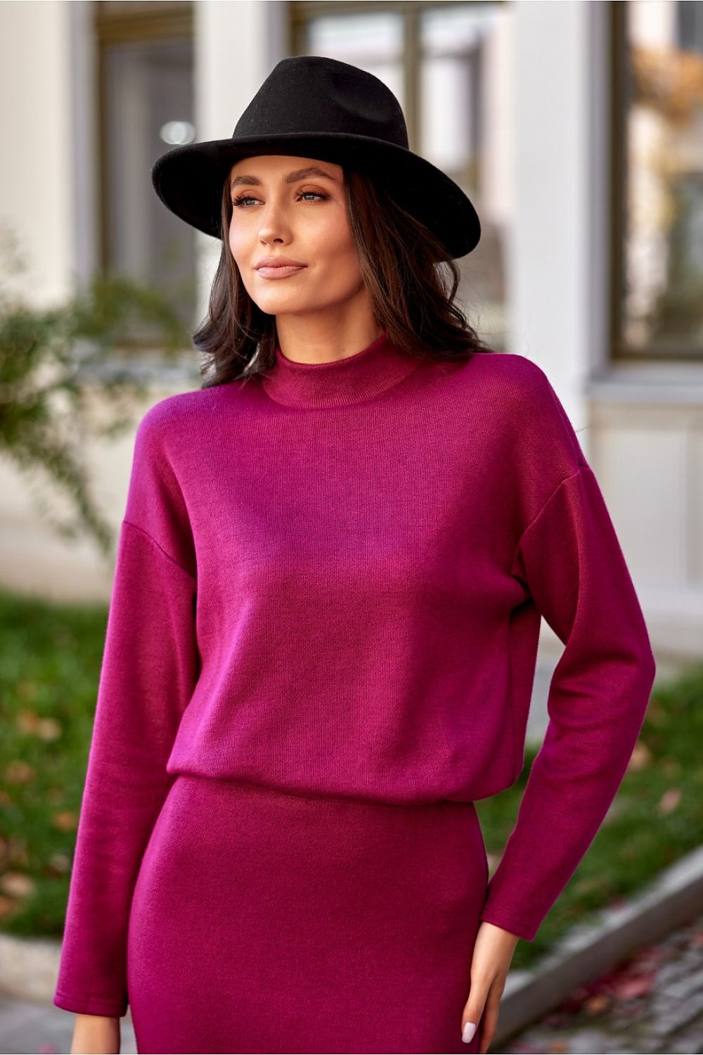 Lydia Turtleneck Bluse - Roco Fashion fra MS StyleHaven, størrelse 38, med long, bukselengde long, kjolelengde midi, kjolestil wrap; a-line