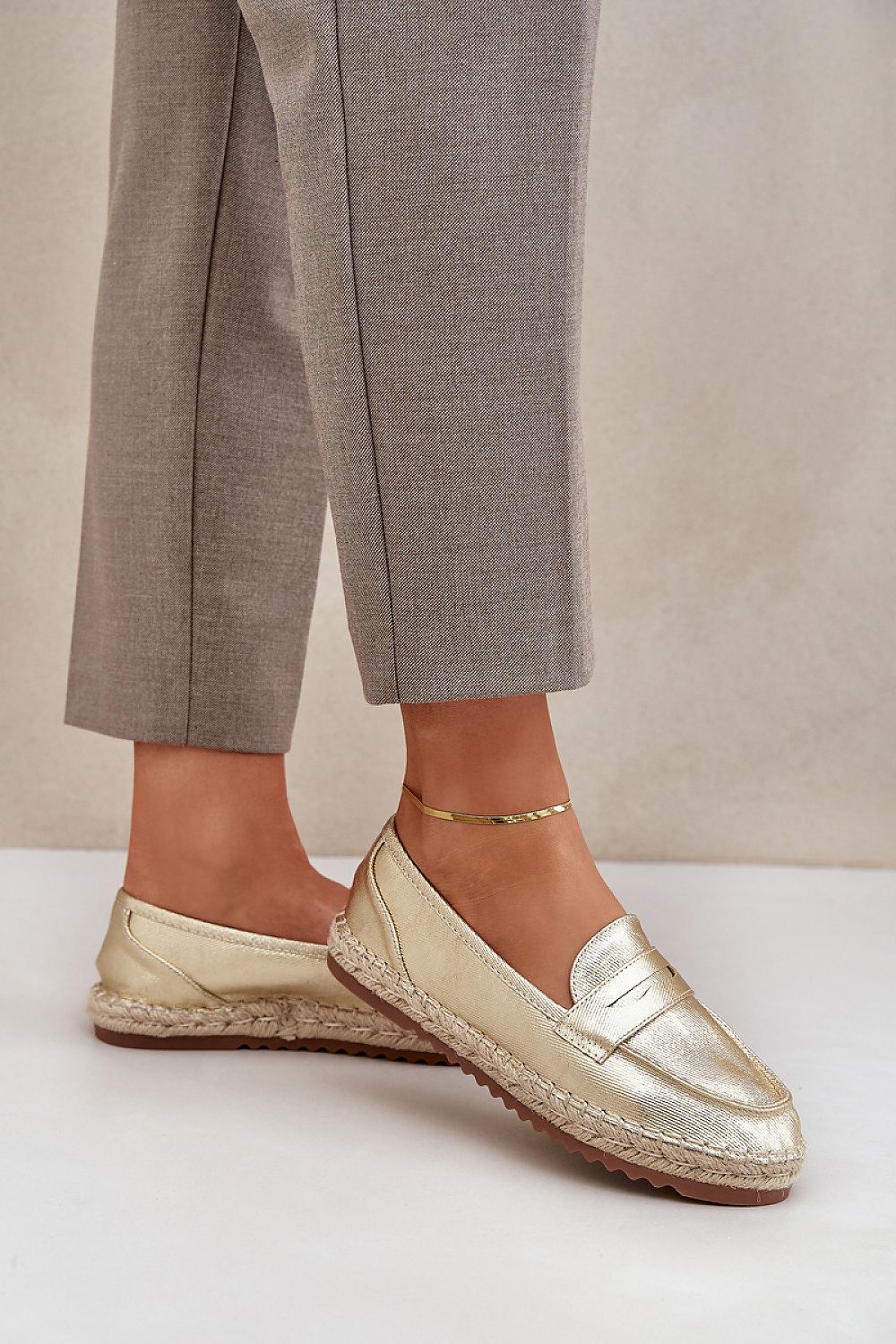 Espadriller i øko-semsket skinn til dame til dame fra MS StyleHaven, laget av Viskose; polyester; Polyamid, farge Grønn, størrelse 41, med long ermer, perfekt til dress; casual