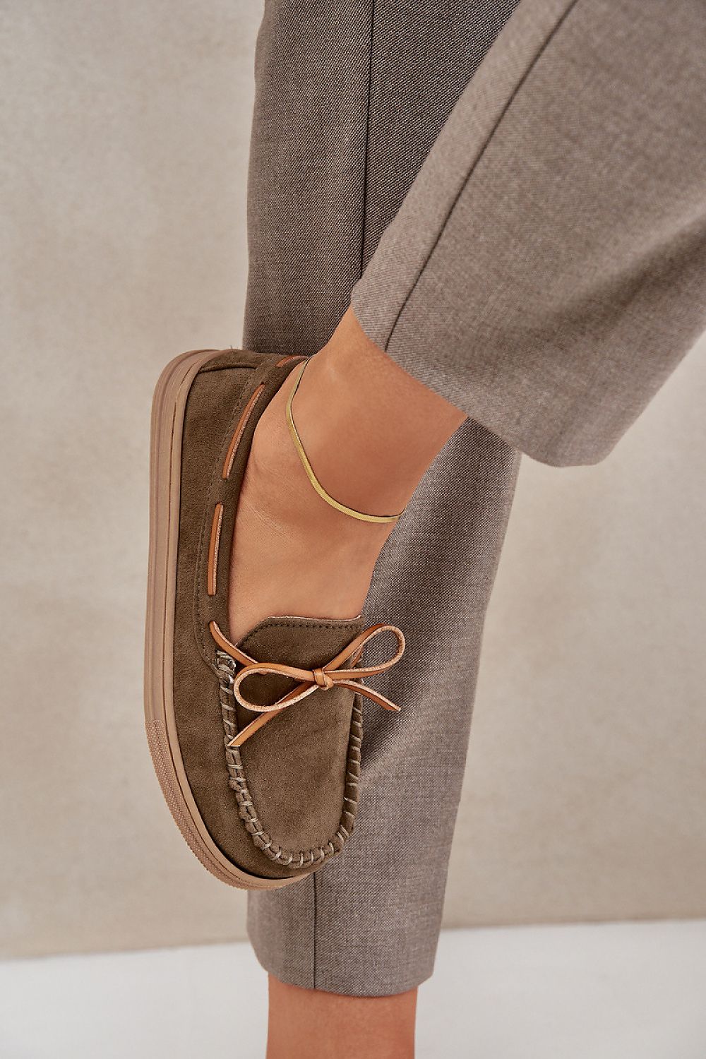 Mokkasiner til dame med sløyfe til dame fra MS StyleHaven, laget av Viskose; polyester; Polyamid, farge beige, størrelse 38, med long ermer, perfekt til casual; dress