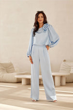 Elsa Satin Wide-Leg Pants by Roco Fashion fra MS StyleHaven, størrelse 38, med short, bukselengde long, kjolelengde mini, kjolestil wrap; a-line