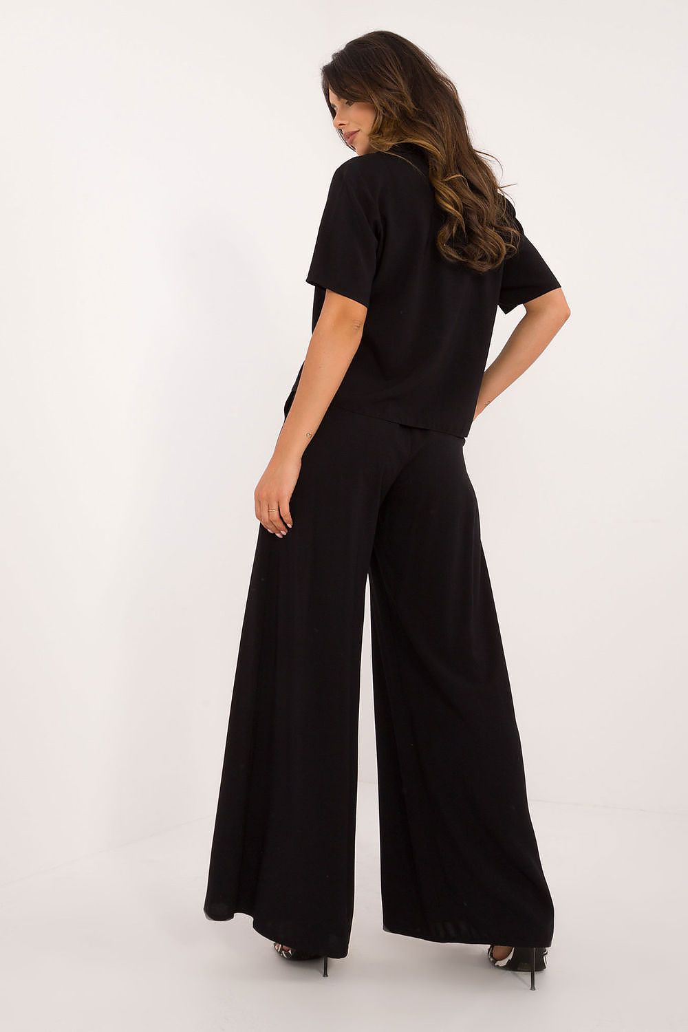 Lakerta Vidde-ben viskosesett til dame til dame fra MS StyleHaven, laget av Viskose, farge Rød, størrelse S/M, med short ermer, perfekt til casual; dress