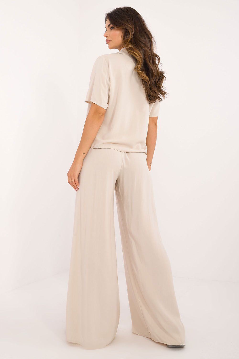 Lakerta Vidde-ben viskosesett til dame til dame fra MS StyleHaven, laget av Viskose, farge Grønn 3, størrelse S/M, med short ermer, perfekt til casual; dress
