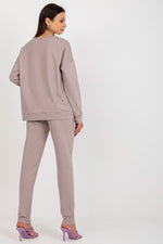 Lakerta moderne Trenings Sett til dame til dame fra MS StyleHaven, laget av Bomull, farge beige 2, størrelse S/M, med short ermer, perfekt til casual; dress