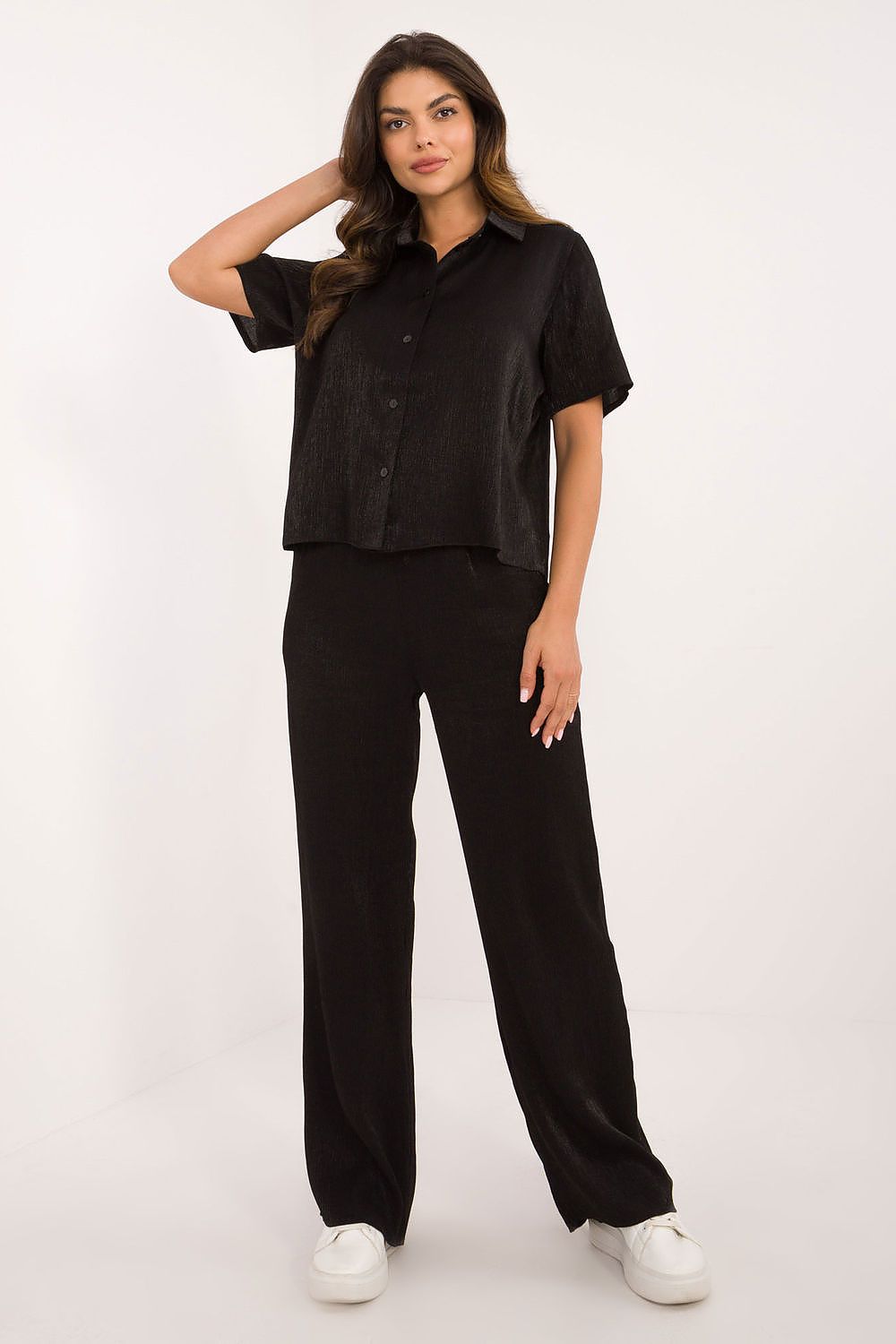 Lakerta Elegant dame Set - Vidde ben til dame fra MS StyleHaven, laget av Bomull; Viskose; Elastan, farge Svart, størrelse S/M, med short ermer, perfekt til casual; dress