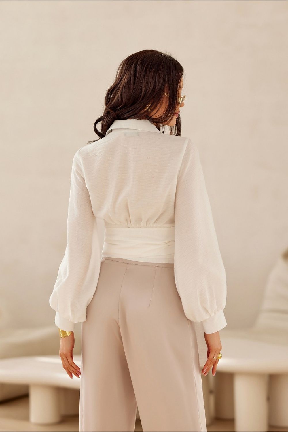 Calia – cropped bluse med feminin edge fra Roco Fashion fra MS StyleHaven, størrelse 40, med long, bukselengde long, kjolelengde maxi, kjolestil flared; gown
