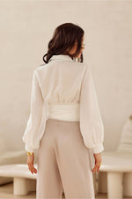 Calia – cropped bluse med feminin edge fra Roco Fashion fra MS StyleHaven, størrelse 40, med long, bukselengde long, kjolelengde maxi, kjolestil flared; gown