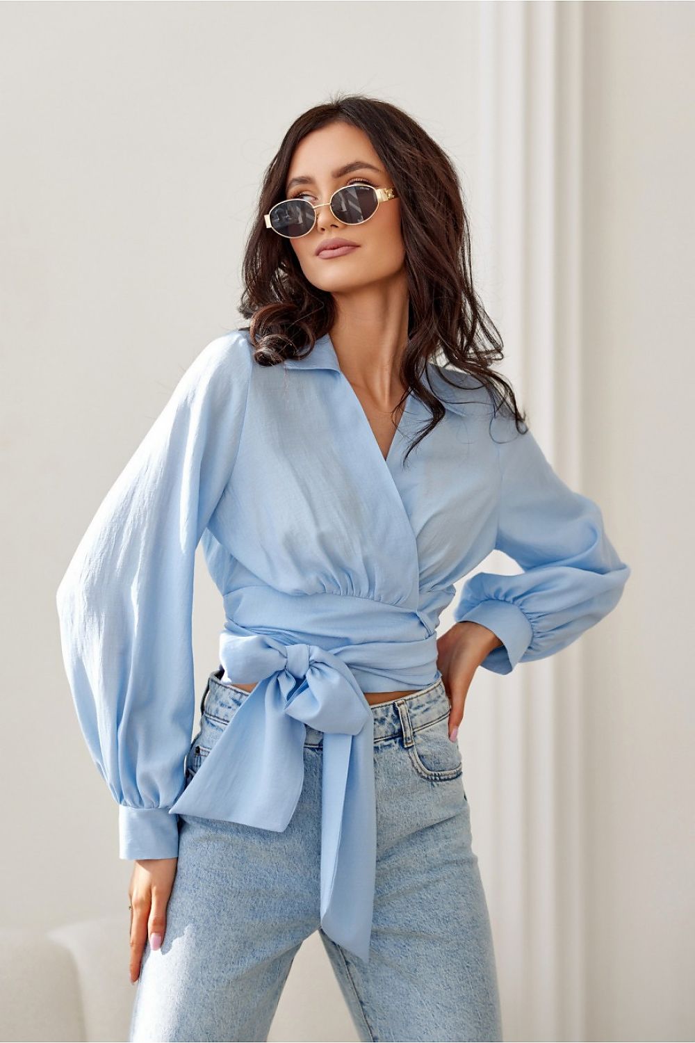 Calia – cropped bluse med feminin edge fra Roco Fashion fra MS StyleHaven, størrelse 40, med long, bukselengde long, kjolelengde maxi, kjolestil flared; gown