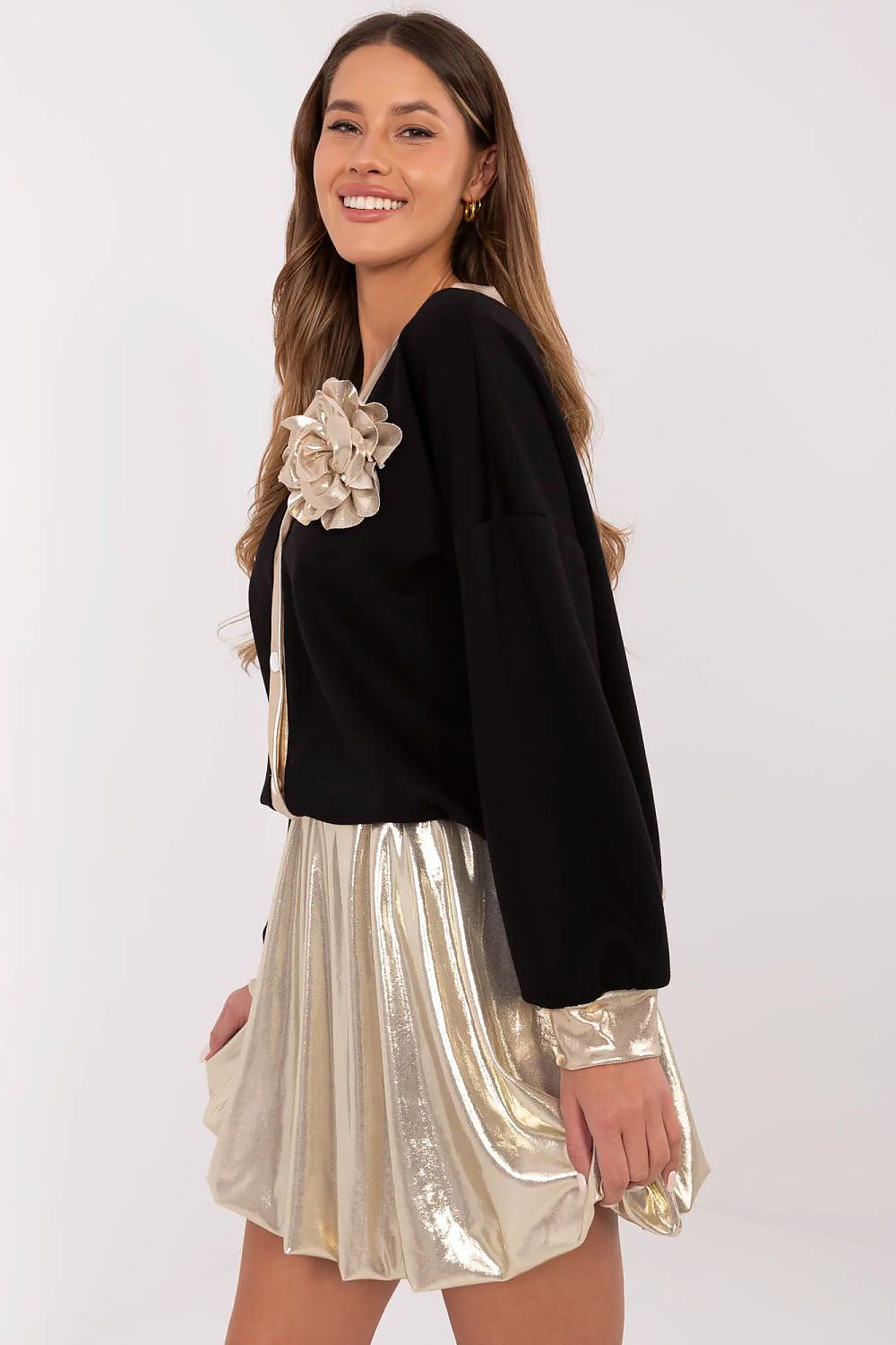 Oppdag vårt utvalg av stilfulle  Genser Italia Moda til dame i ulike størrelser og kvalitetsmaterialer – perfekte til jobb, fritid og alle dager. Rask levering og gode priser hos MS Stylehaven. se mer!