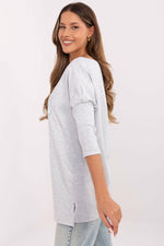 Stilig bomullsbluse til dame - FP til dame fra MS StyleHaven, størrelse M, med short, bukselengde long, kjolelengde mini, kjolestil wrap; a-line