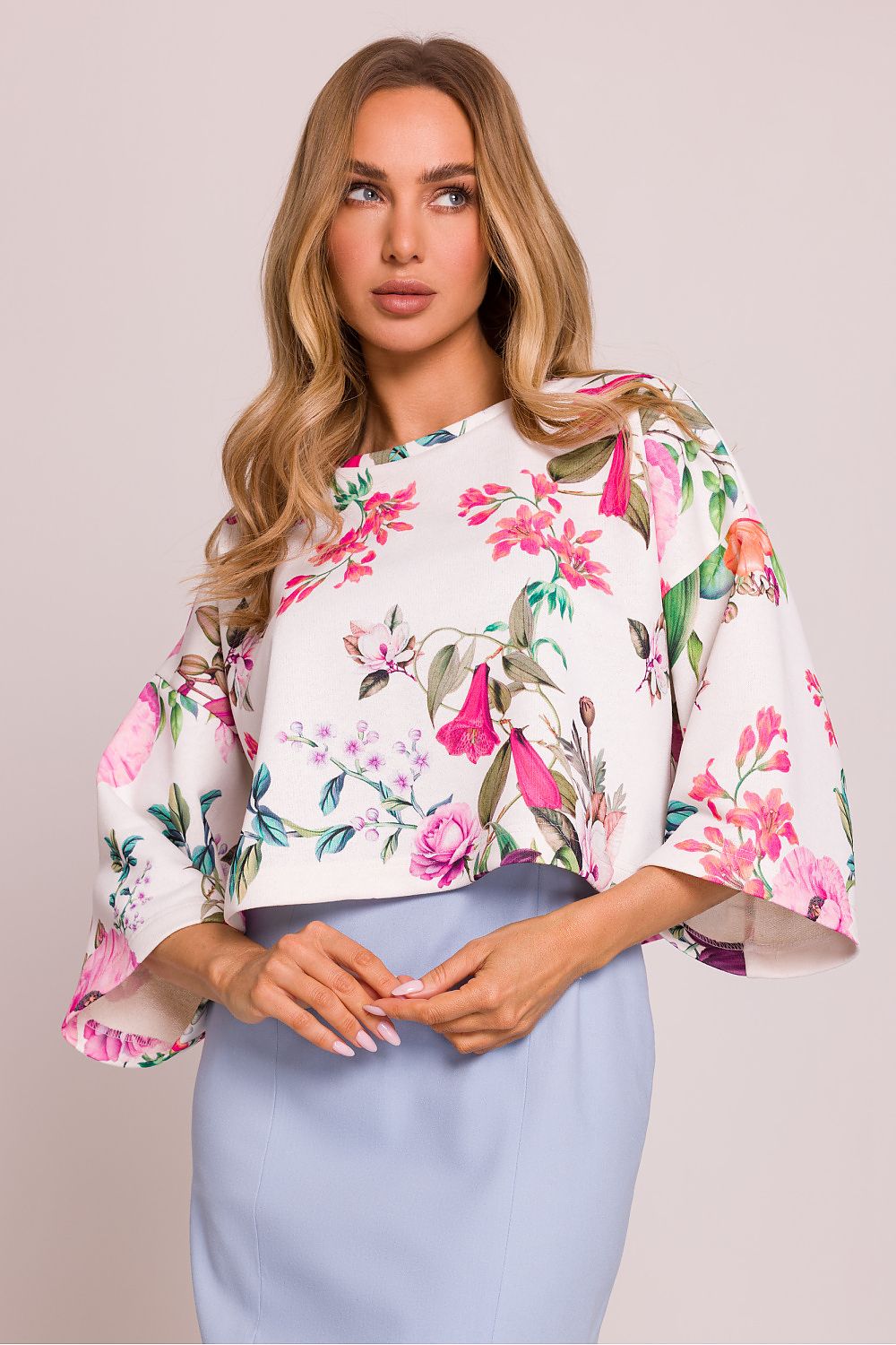 Oversized Genser - Moe til dame fra MS StyleHaven, laget av Bomull; polyester, farge Flerfarget 2, størrelse S/M, med 45720 ermer, perfekt til dress