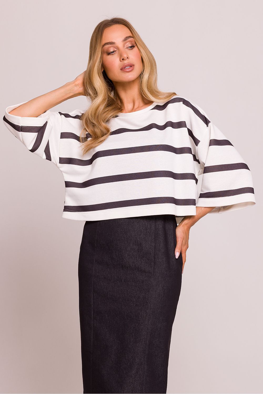 Oversized Genser - Moe til dame fra MS StyleHaven, laget av Bomull; polyester, farge Flerfarget 3, størrelse S/M, med 45720 ermer, perfekt til dress