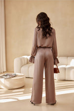 Elsa Satin Wide-Leg Pants by Roco Fashion fra MS StyleHaven, størrelse 38, med short, bukselengde long, kjolelengde mini, kjolestil wrap; a-line
