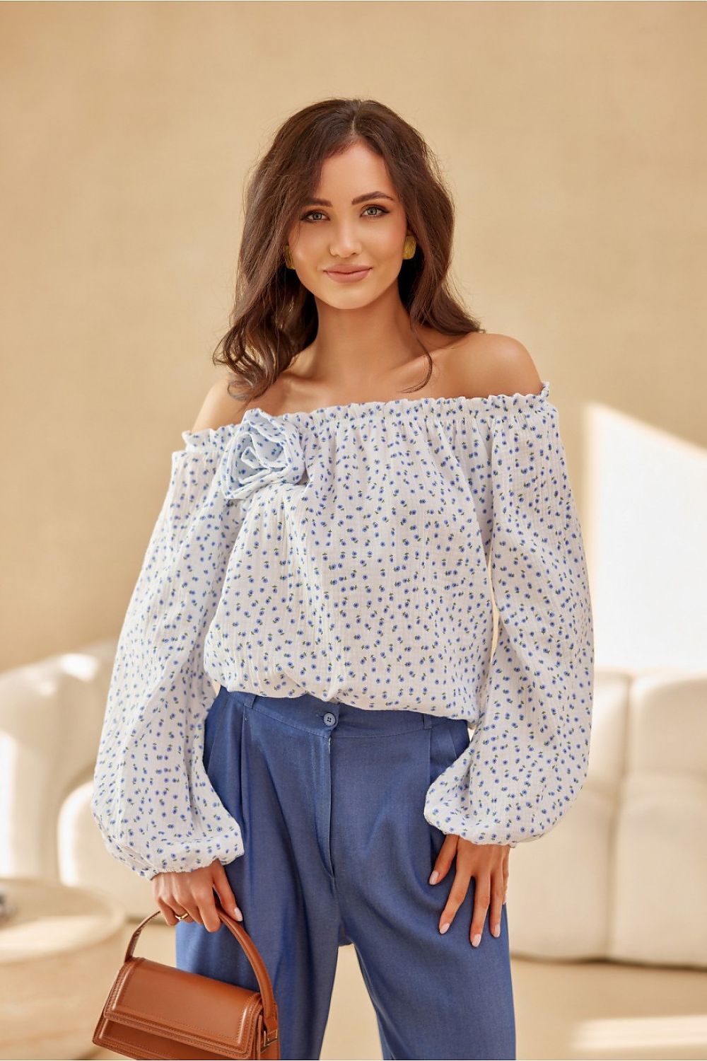 Solea – romantisk bluse med spansk inspirasjon fra Roco Fashion fra MS StyleHaven, størrelse 38, med long, bukselengde long, kjolelengde maxi, kjolestil flared; gown