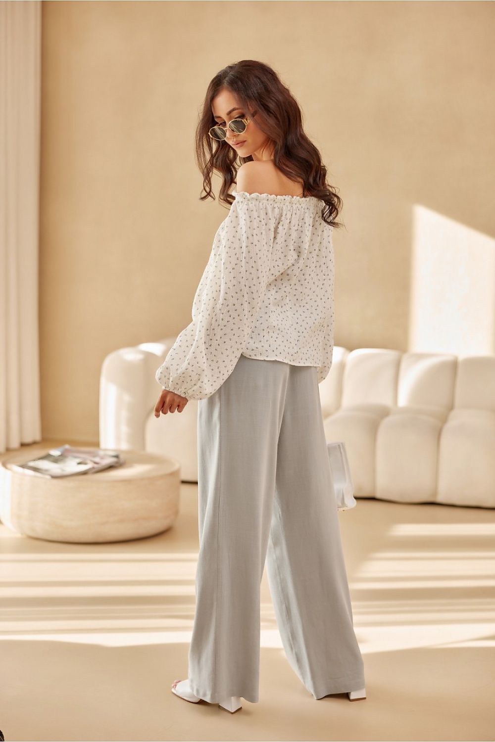 Solea – romantisk bluse med spansk inspirasjon fra Roco Fashion fra MS StyleHaven, størrelse 40, med long, bukselengde long, kjolelengde maxi, kjolestil flared; gown