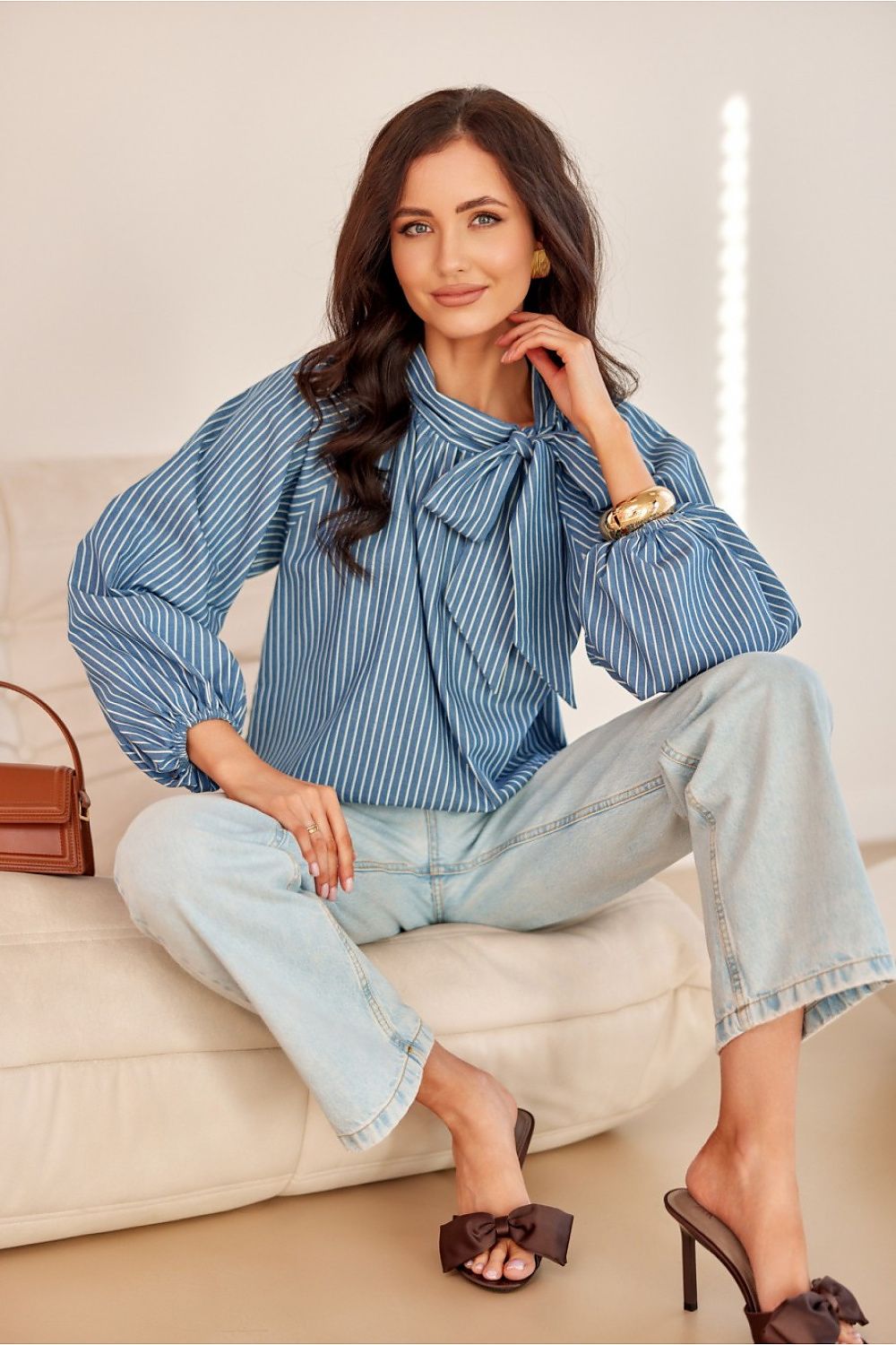 Romantisk bomullsbluse – Roco Fashion fra MS StyleHaven, størrelse 36, med long, bukselengde long, kjolelengde mini, kjolestil wrap; a-line