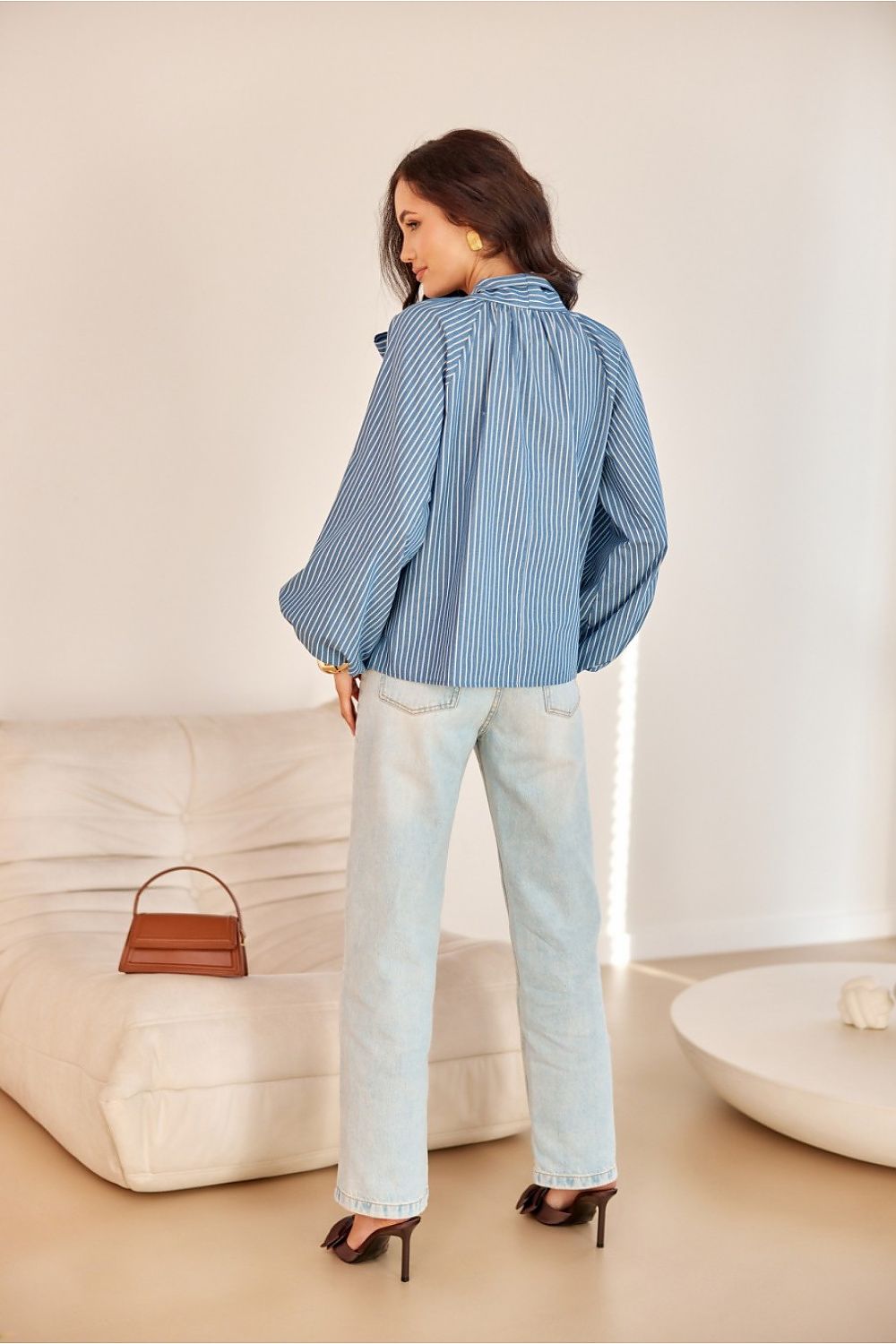 Romantisk bomullsbluse – Roco Fashion fra MS StyleHaven, størrelse 40, med long, bukselengde long, kjolelengde mini, kjolestil wrap; a-line