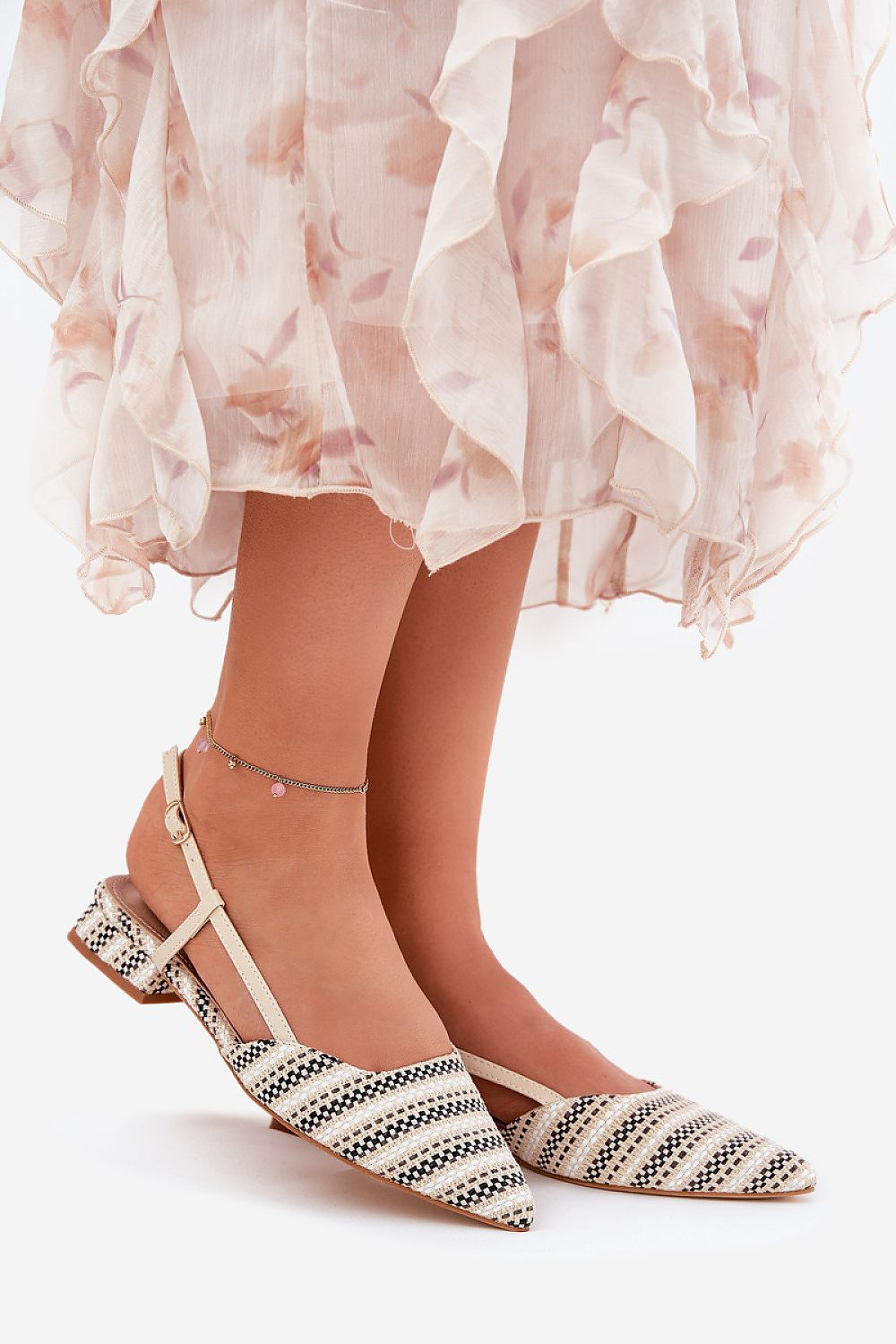 Ballerina Flat - Step in style til dame fra MS StyleHaven, laget av Bomull; polyester, med detaljer i synthetic, farge beige, størrelse 36, med 45720 ermer, hælhøyde low; flat, skostørrelse 36; 37; 38; 39; 40; 41, perfekt til casual; dress