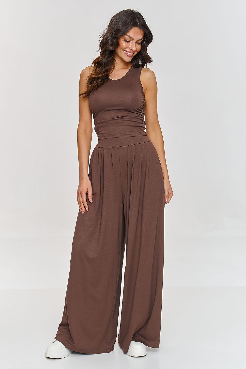Sett Makadamia til dame fra MS StyleHaven, laget av Viskose, farge Brun, størrelse 36, med short ermer, perfekt til casual; dress