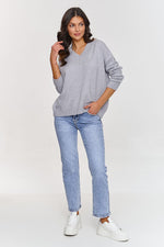 Oppdag vårt utvalg av stilfulle Beige Jumper Makadamia til dame i ulike størrelser og kvalitetsmaterialer - perfekte til jobb, fritid og alle dager. Rask levering og gode priser hos MS Stylehaven. se mer!