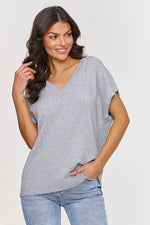 Oppdag vårt utvalg av stilfulle  Vest Makadamia til dame i ulike størrelser og kvalitetsmaterialer – perfekte til jobb, fritid og alle dager. Rask levering og gode priser hos MS Stylehaven. se mer!