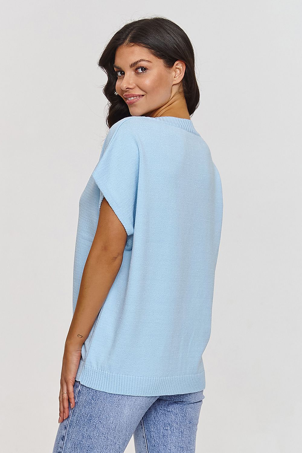 Oppdag vårt utvalg av stilfulle  Vest Makadamia til dame i ulike størrelser og kvalitetsmaterialer – perfekte til jobb, fritid og alle dager. Rask levering og gode priser hos MS Stylehaven. se mer!