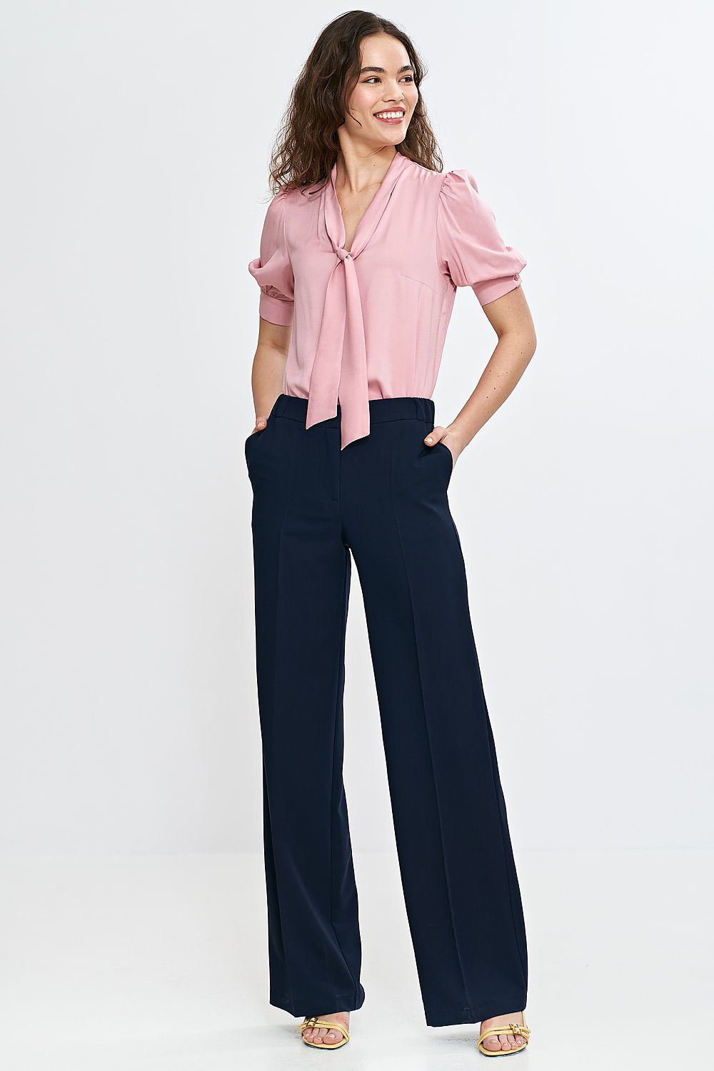 Bluse Nife til dame fra MS StyleHaven, laget av Viskose, farge Rosa, størrelse 38, med 3-4; long ermer, perfekt til casual; dress