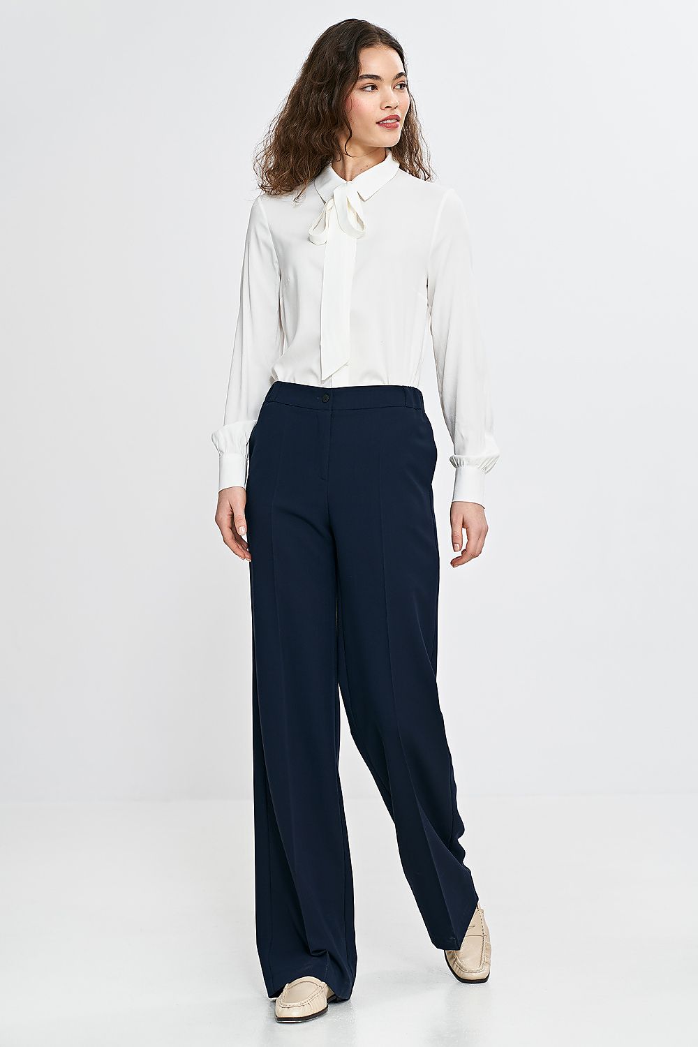 Bukser Nife til dame fra MS StyleHaven, laget av polyester; Viskose, farge Marineblå, størrelse 42, med sleeveless ermer, perfekt til casual; dress
