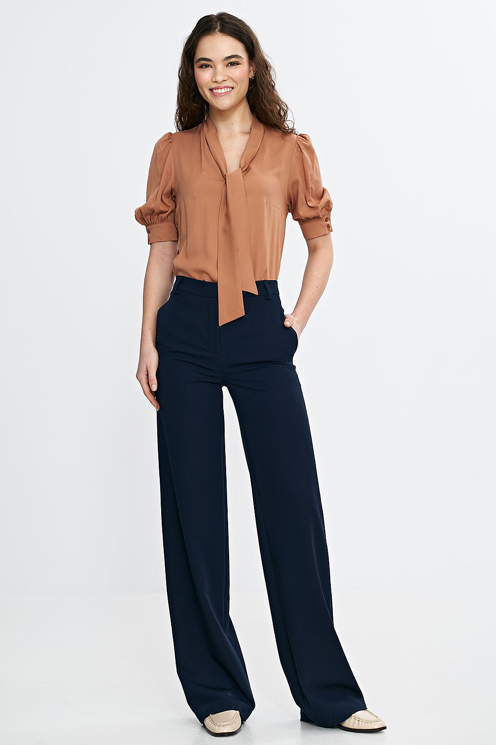 Bukser Nife til dame fra MS StyleHaven, laget av polyester; Viskose, farge Marineblå, størrelse 36, med sleeveless ermer, bukselengde long, perfekt til casual; dress