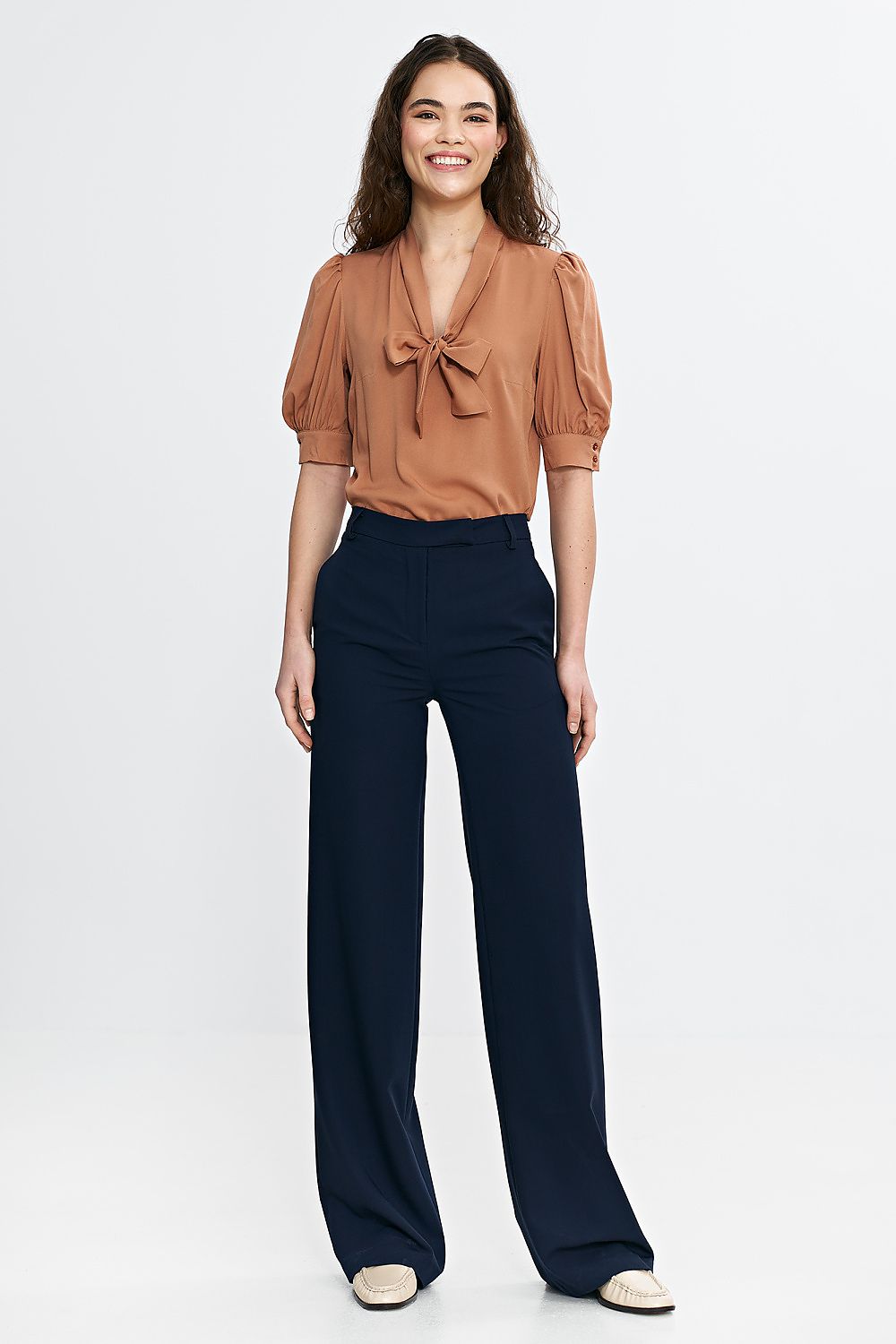 Bukser Nife til dame fra MS StyleHaven, laget av polyester; Viskose, farge Marineblå, størrelse 38, med sleeveless ermer, perfekt til casual; dress