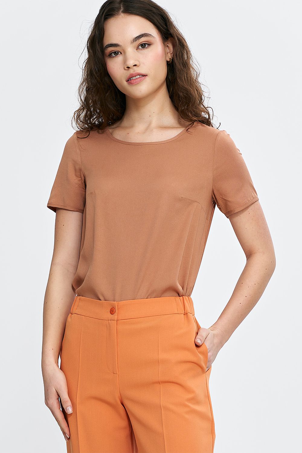 Rett passform Bluse Nife til dame fra MS StyleHaven, laget av Viskose, farge Brun, størrelse 42, med short ermer, perfekt til casual; dress