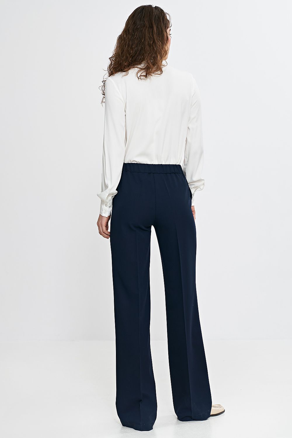 Skjorte Nife til dame fra MS StyleHaven, laget av Viskose, farge beige, størrelse 38, med sleeveless ermer, perfekt til casual; dress