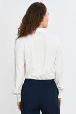 Skjorte Nife til dame fra MS StyleHaven, laget av Viskose, farge beige, størrelse 40, med sleeveless ermer, perfekt til casual; dress
