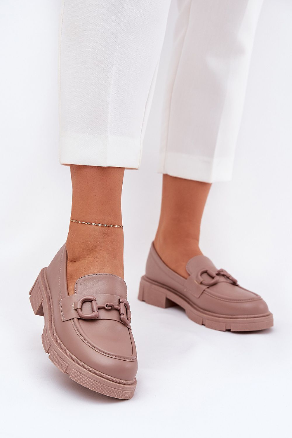 Mocassin Step in Style til dame fra MS StyleHaven, laget av Bomull, med detaljer i faux-leather, farge beige, størrelse 36, med short ermer, hælhøyde low; flat, skostørrelse 36; 37; 38; 39; 40; 41, perfekt til casual