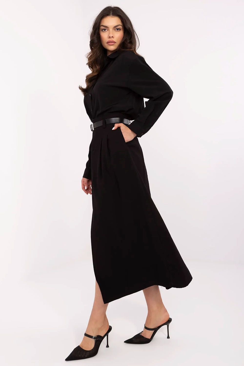 Skjørt NM til dame fra MS StyleHaven, laget av polyester; Viskose, farge Svart, størrelse M/L, med short ermer, perfekt til casual; dress
