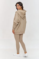 Oppdag vårt utvalg av stilfulle  Sett Makadamia til dame i ulike størrelser og kvalitetsmaterialer – perfekte til jobb, fritid og alle dager. Rask levering og gode priser hos MS Stylehaven. se mer!