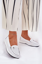 Mocassin Step in Style til dame fra MS StyleHaven, laget av Bomull, med detaljer i leather, farge Hvit, størrelse 36, med short ermer, hælhøyde mid; high, skostørrelse 36; 37; 38; 39; 40; 41, perfekt til casual