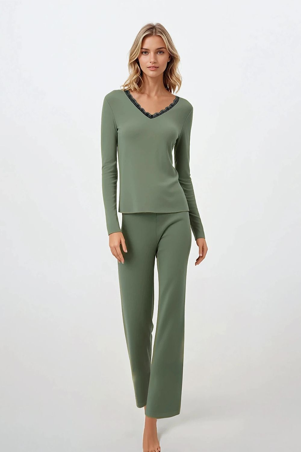 Pyjamas Momenti Per Me til dame fra MS StyleHaven, laget av Viskose, farge Grønn, størrelse s, med 45720 ermer, perfekt til casual; dress