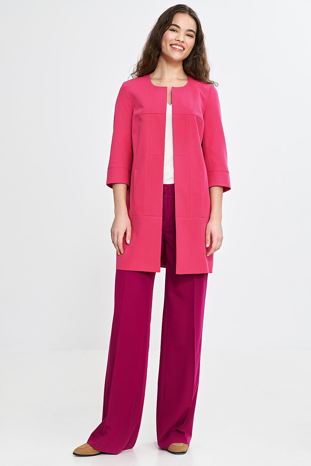 Oppdag vårt utvalg av stilfulle Rosa Jakke Nife til dame i ulike størrelser og kvalitetsmaterialer - perfekte til jobb, fritid og alle dager. Rask levering og gode priser hos MS Stylehaven. se mer!