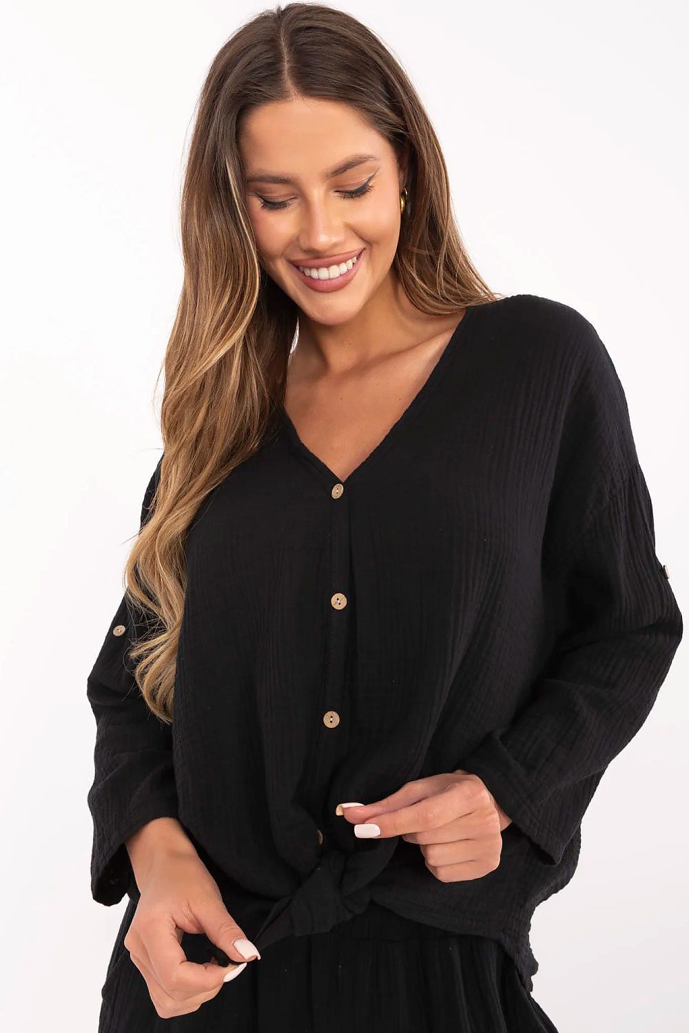 Oppdag vårt utvalg av stilfulle  Skjorte Italia Moda til dame i ulike størrelser og kvalitetsmaterialer – perfekte til jobb, fritid og alle dager. Rask levering og gode priser hos MS Stylehaven. se mer!