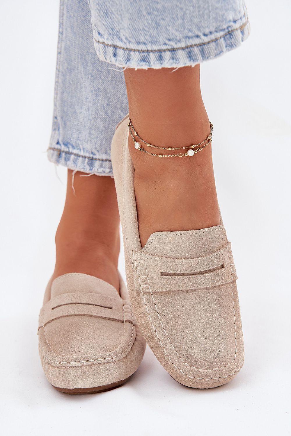 Mocassin Step in Style til dame fra MS StyleHaven, laget av Bomull, med detaljer i suede, farge beige, størrelse 36, med short ermer, hælhøyde mid; high, skostørrelse 36; 37; 38; 39; 40; 41, perfekt til casual; dress