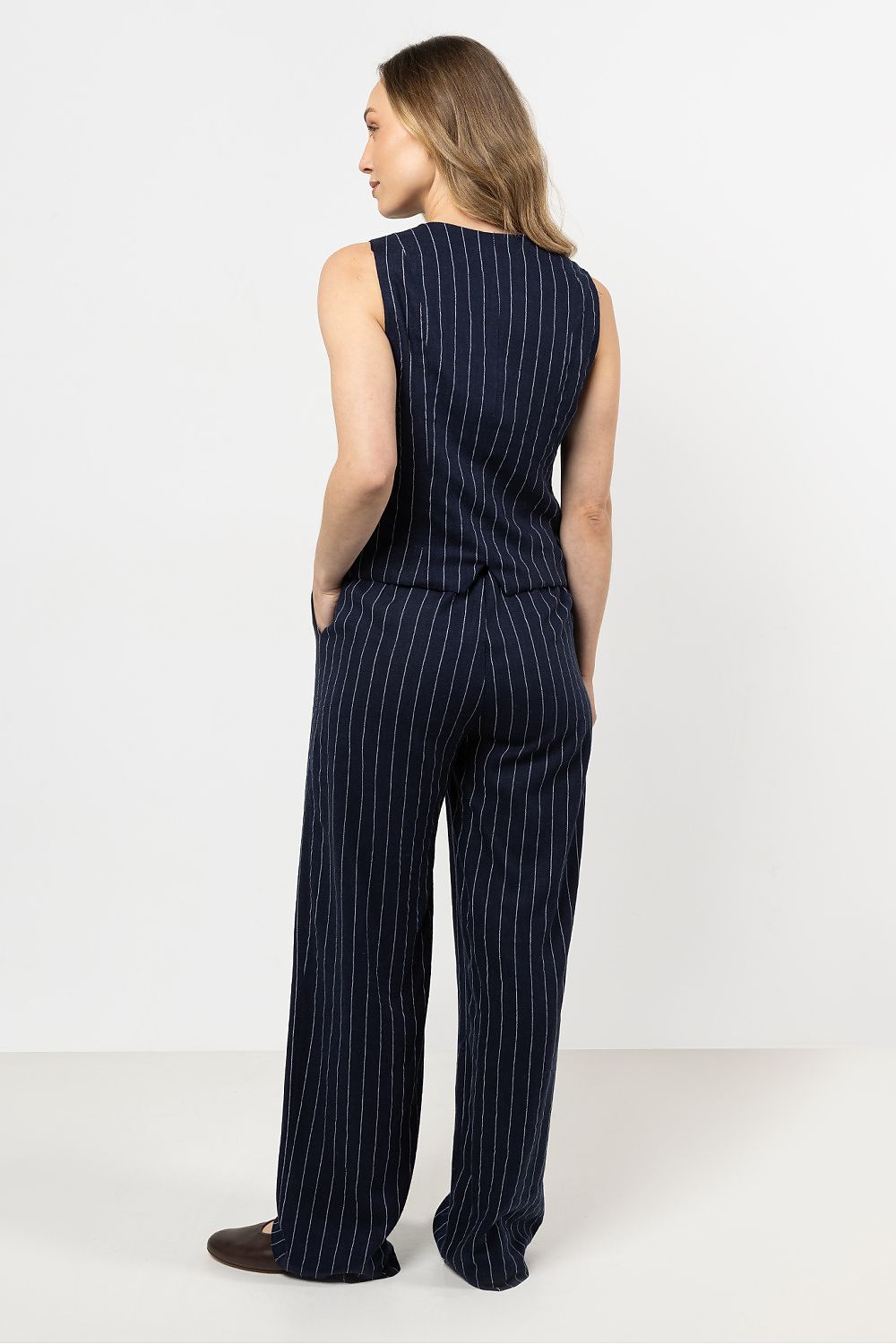  Women trousers model 212186 awama 