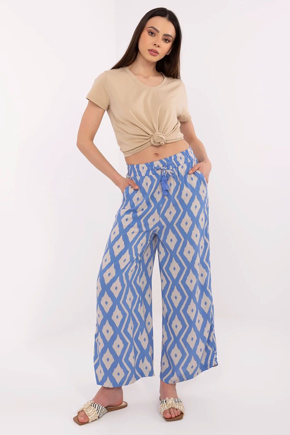 Lette og komfortable damebukser med trykt viskose til dame fra MS StyleHaven, laget av Viskose, farge Svart, størrelse s, med short ermer, perfekt til casual; dress